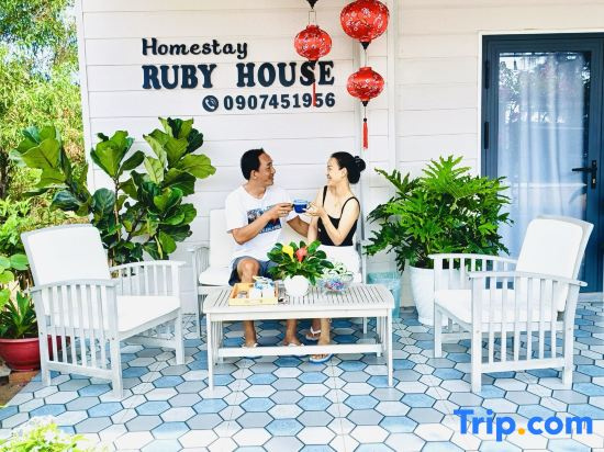 Ruby House beachfront Đồi Dương La Gi