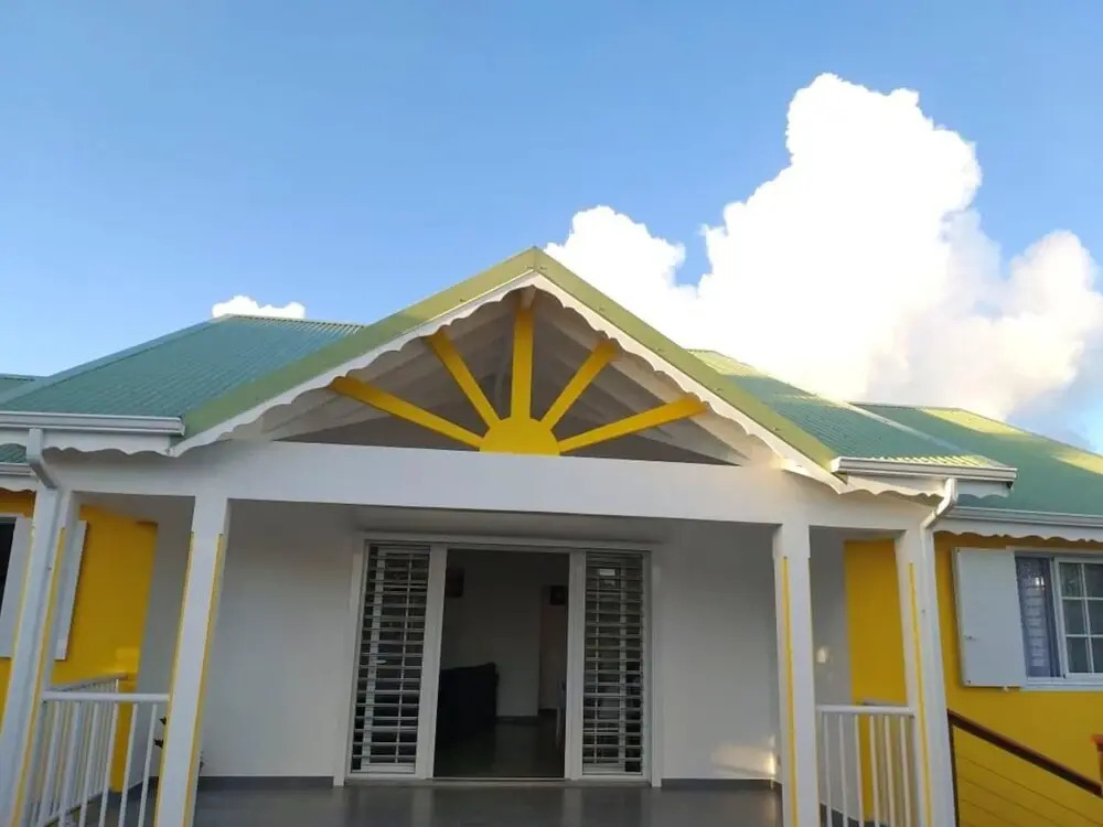 Villa with 3 Bedrooms in Saint-François, with Wonderful Sea View, Private Pool, Enclosed Garden