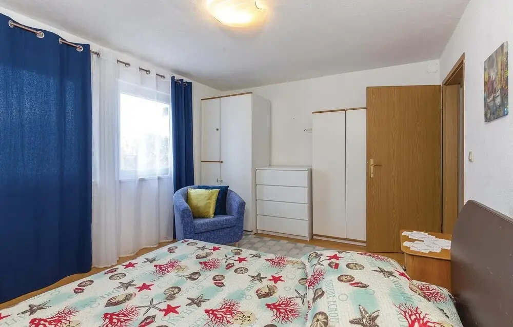 Amazing Home in Novi Vinodolski With Wifi and 3 Bedrooms