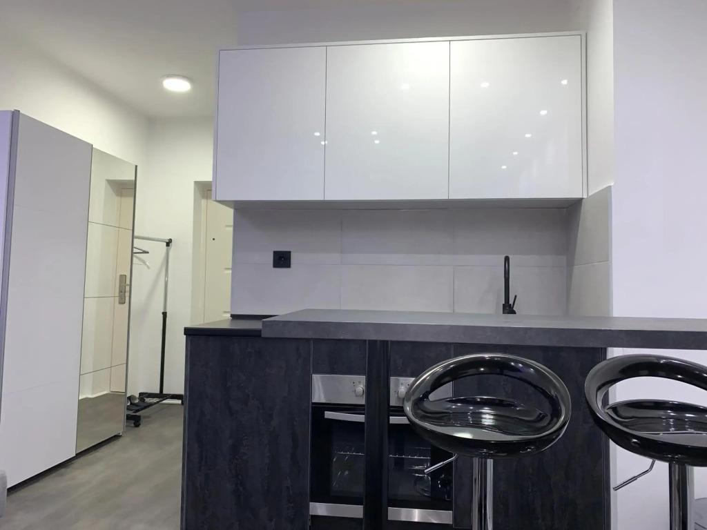 Central Apartment 2