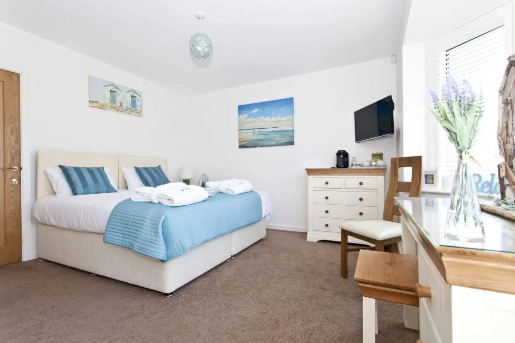 Avon Beach Bed and Breakfast