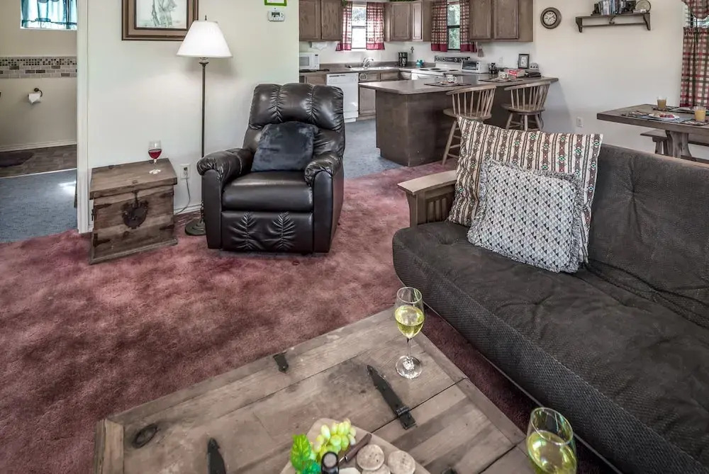 Rocky Top Cabin - Two Bedroom Cabin