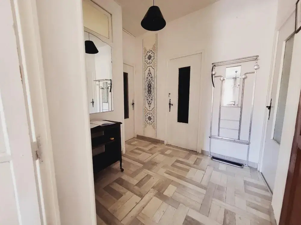 Bright Apartment in Saint Ambroix Near Amenities
