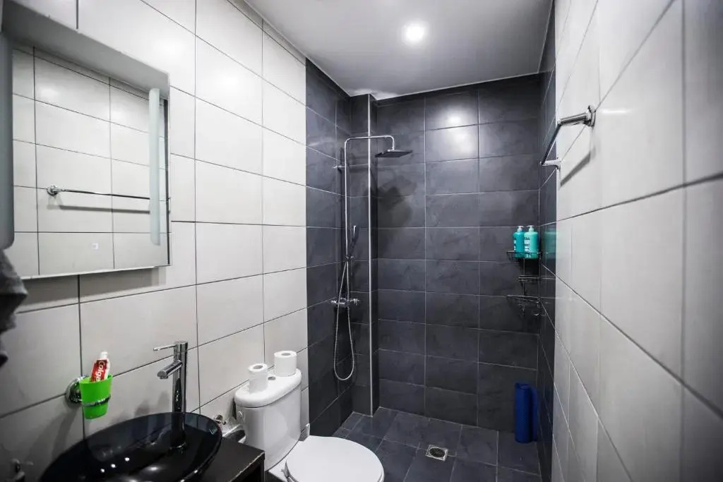 Trendy Living in Monastiraki