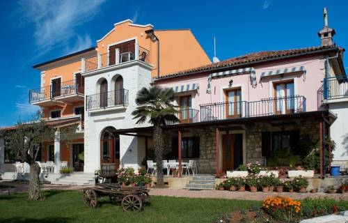 Villa Dobravac Wine Estate