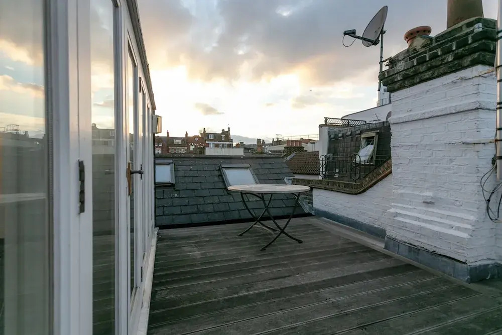 Home With Roof Terrace Hampstead Village