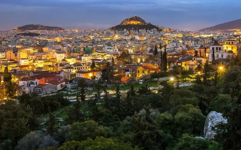 Wonderful Located in Center of Athens