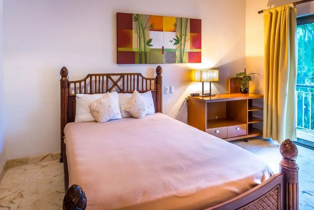 Paseo Del Sol Coral B 206 3 Bedroom Condo by RedAwning