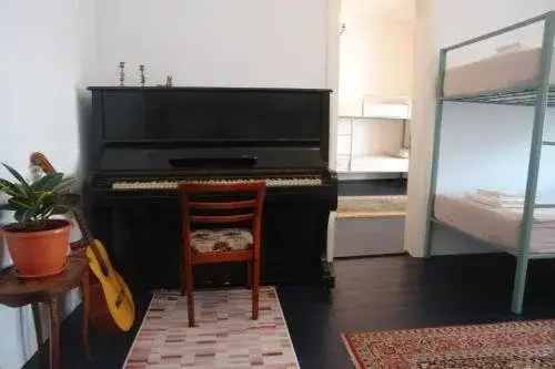 Twiggy Hostel