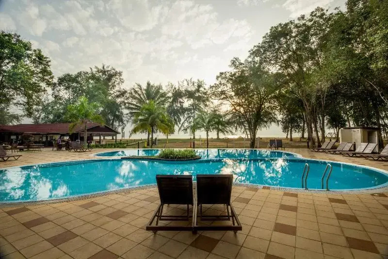 ēRYAbySURIA Cherating