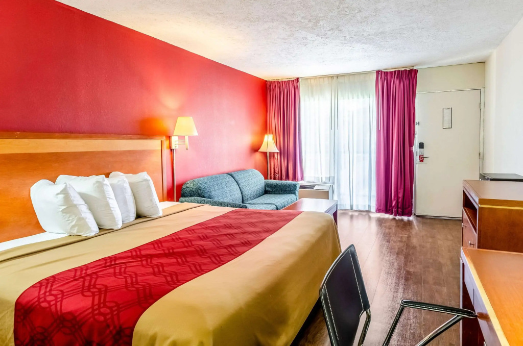 Econo Lodge Martinsville