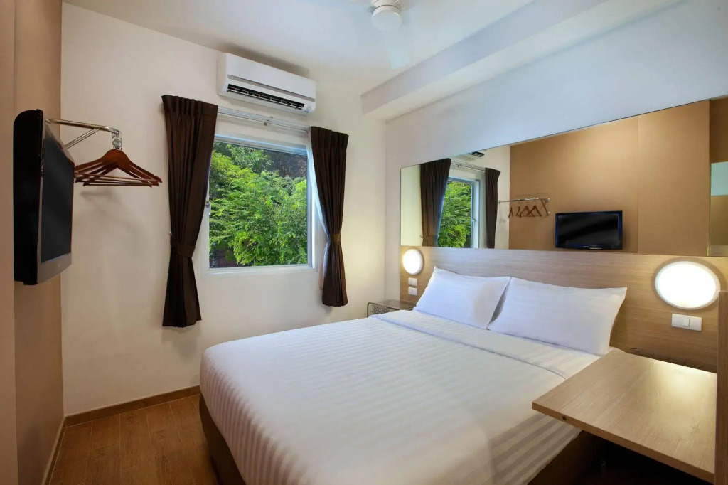 Easy Planet Bangkok Asoke