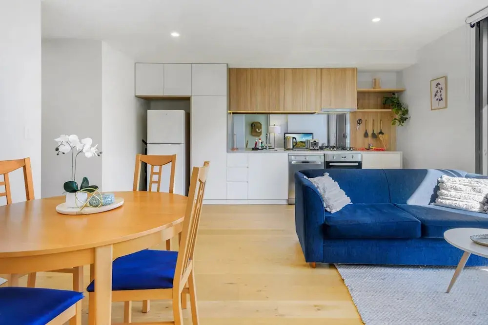 Cosy 1-bed With Private Balcony By Showgrounds