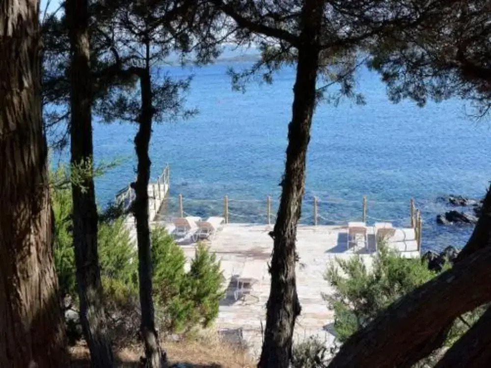 Villa for 6 by the Mediterranean Sea