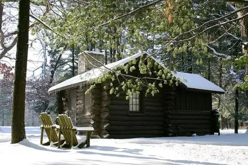 White Pines Inn