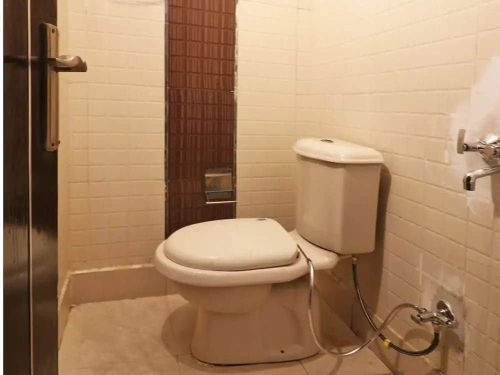 Hotel Grand Inn By OYO Rooms