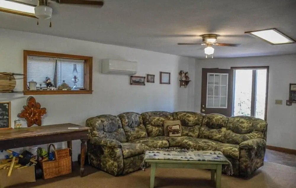 Kingdom Cabin 1