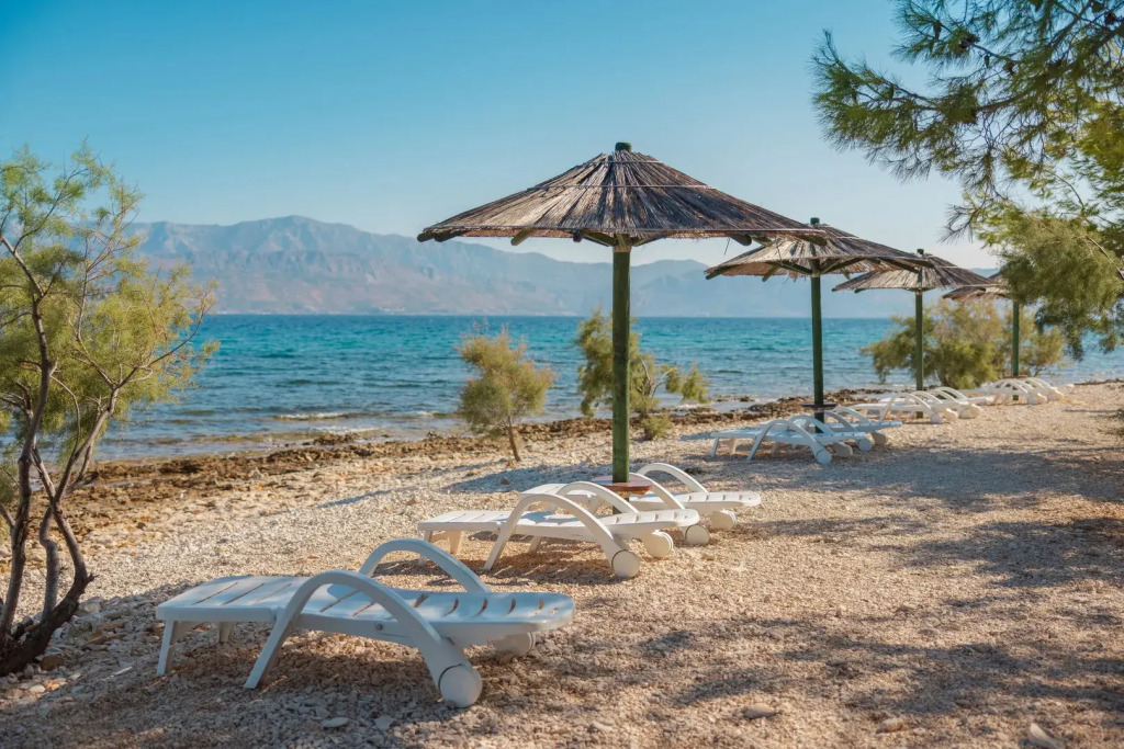Waterman Beach Village