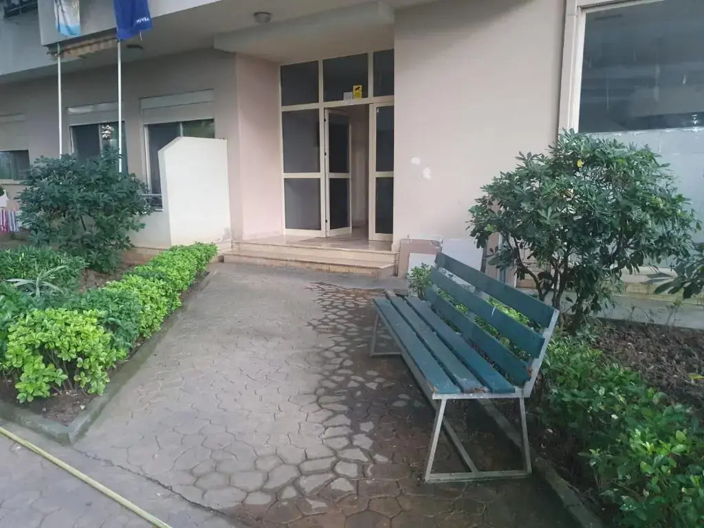 Apartament Mali i Robit