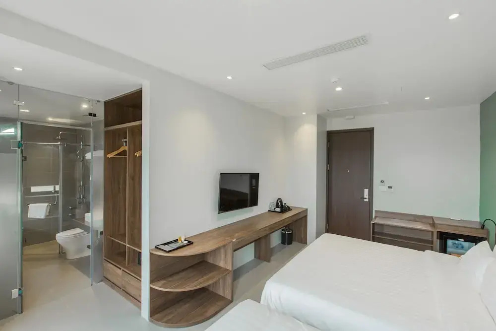 Win Ha Long Hotel