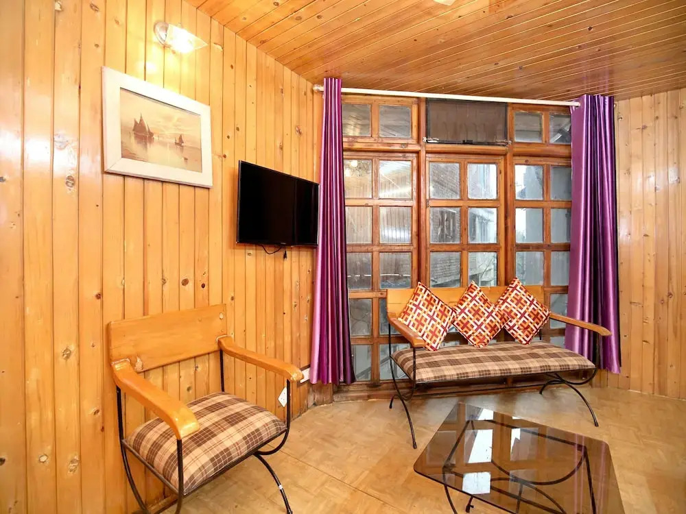 OYO 12495 Home 2BHK Sanjauli