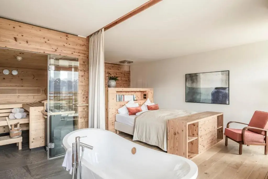 NIDUM - Casual Luxury Hotel