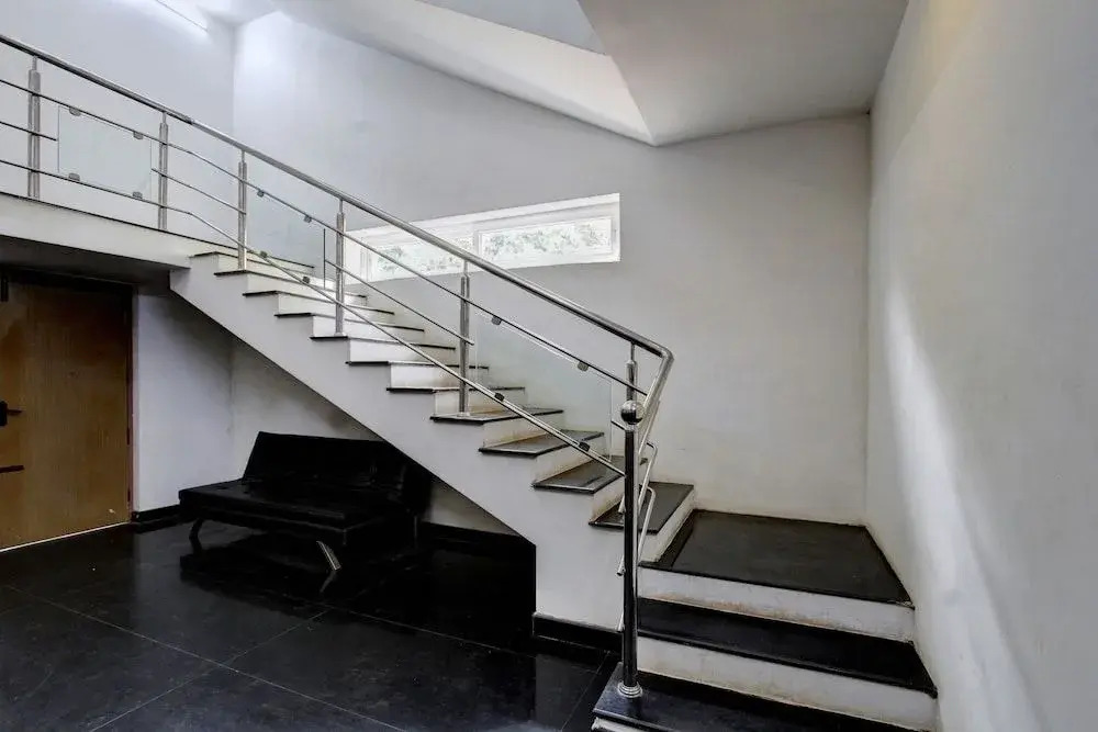 Oyo 46168 Sky Hotels