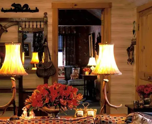 Goldilocks Cabin