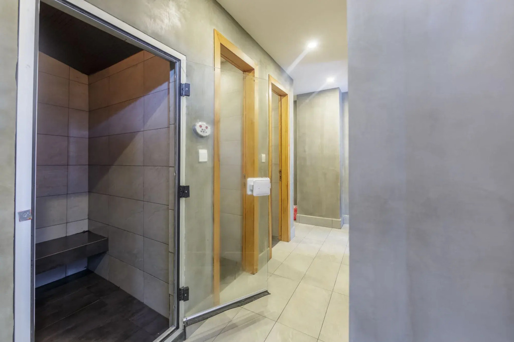 SIM Boutique Hotel
