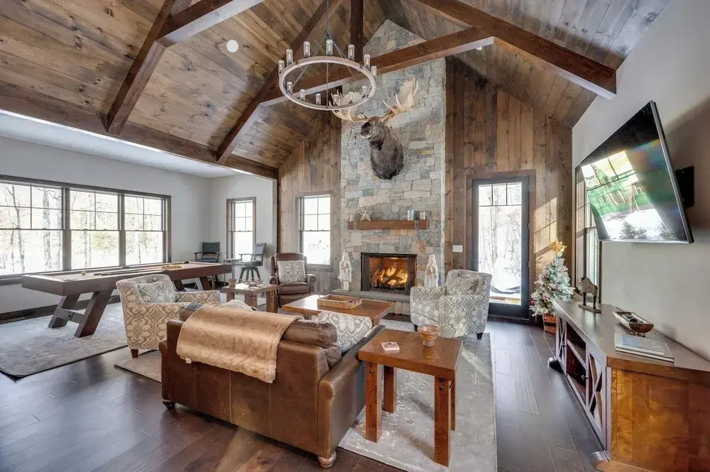 Walk to Loon Mtn Lift: Luxe Family Home w/ Hot Tub