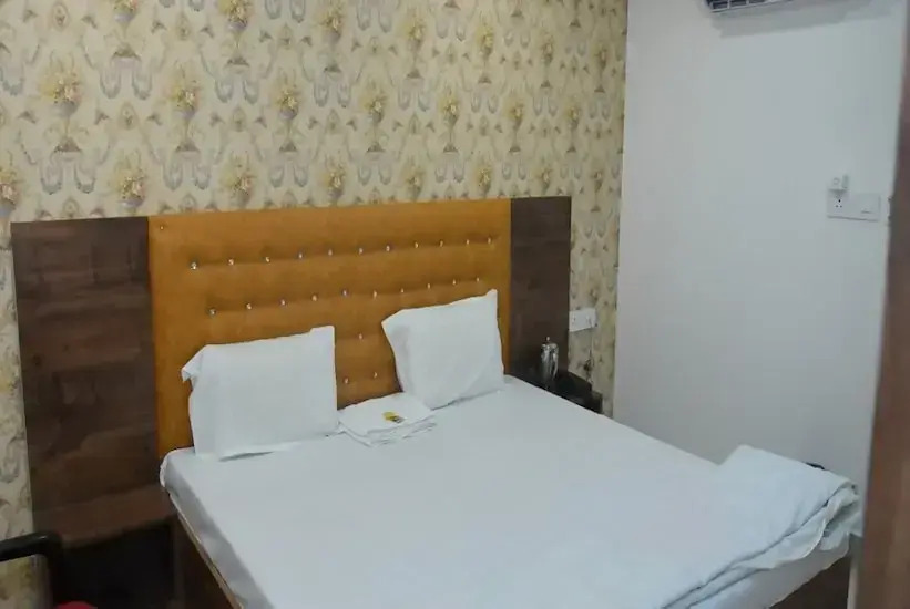 Hotel Ganga palace