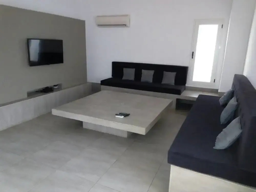 Assinie Weekend Lodge