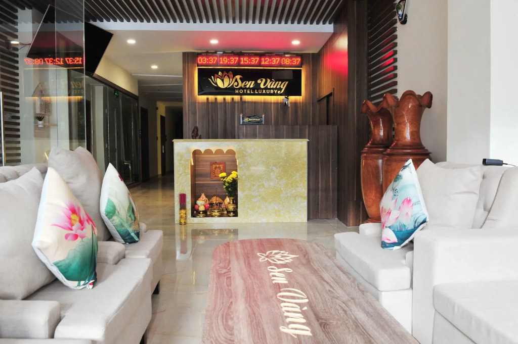 Sen Vàng Luxury Hotel