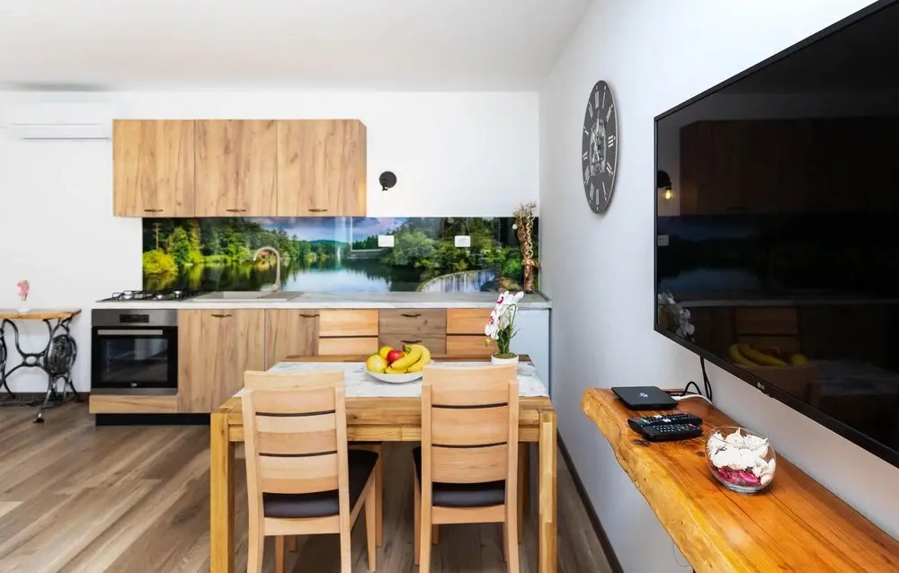 Beautiful Apartment in Veprinac With Wifi and 2 Bedrooms