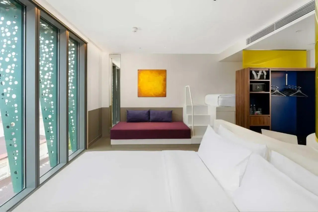 Wink Hotel