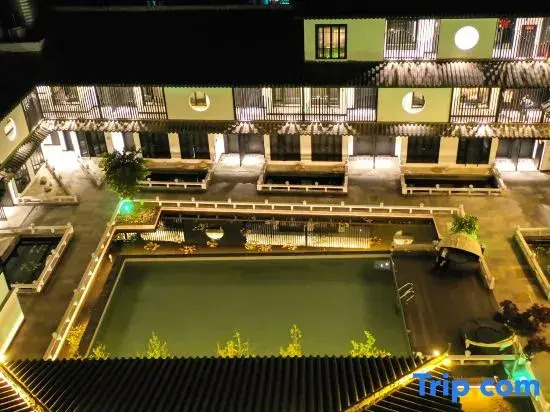 Gongxili-Xijian Hotel - Kunming Dongfeng East Road Dashuying Metro Station
