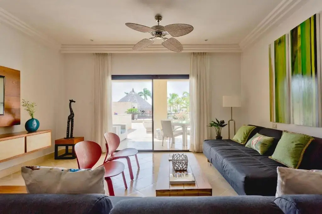 Luxe 1 BR Cap Cana, DR - Steps Away From Pool, King Bed, Caribbean Paradise!