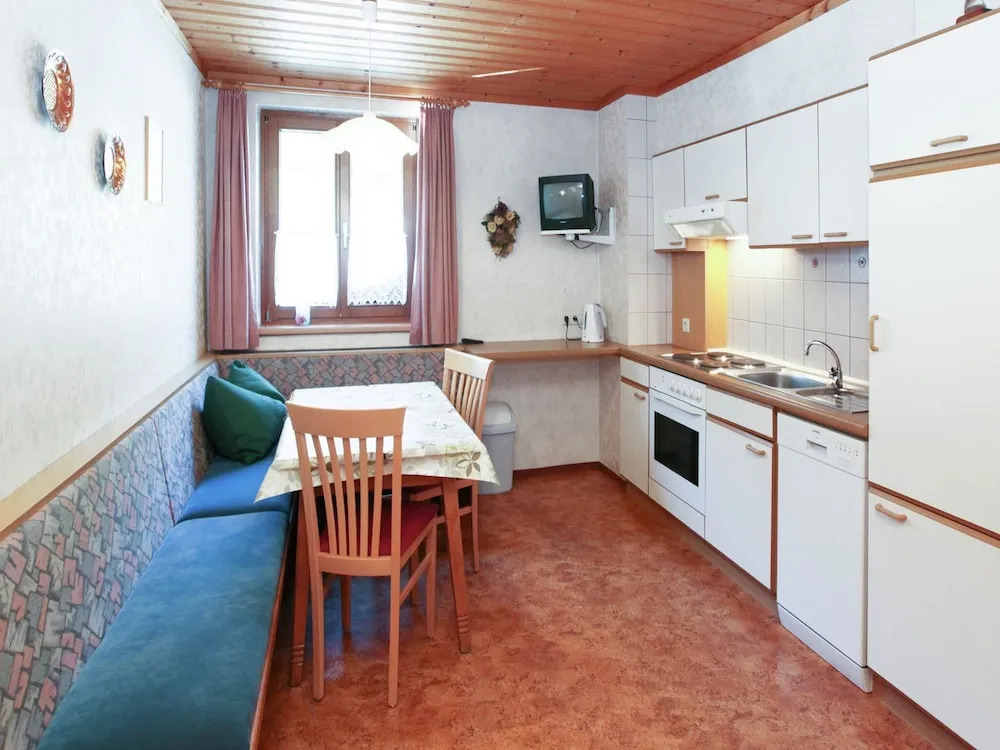 Chalet in Fusch near Ski Lift and Lake
