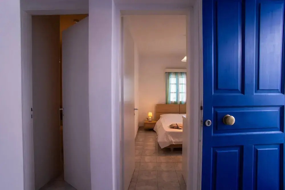 Naoussa Breeze Residence