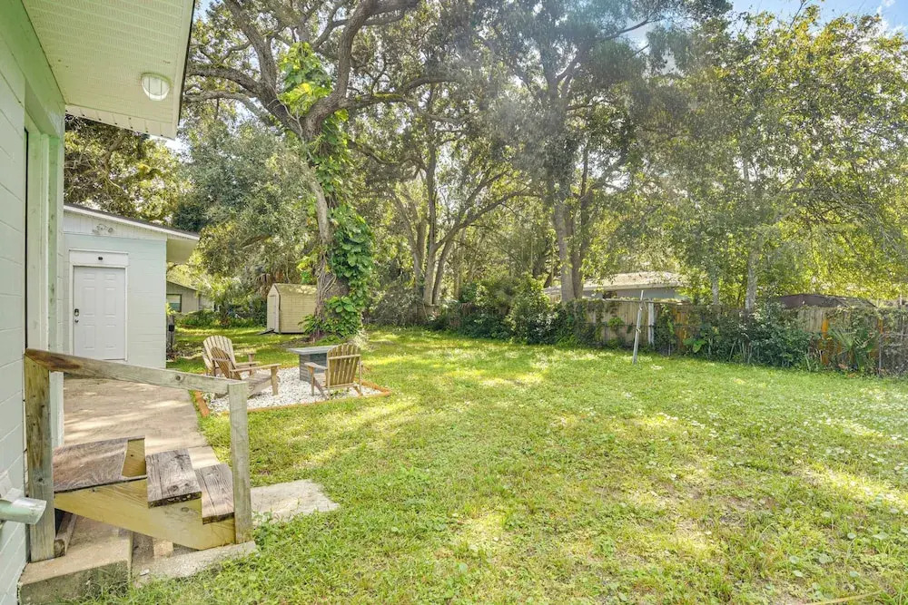 Game Room, Yard: Home 3 Mi to Daytona Beach!