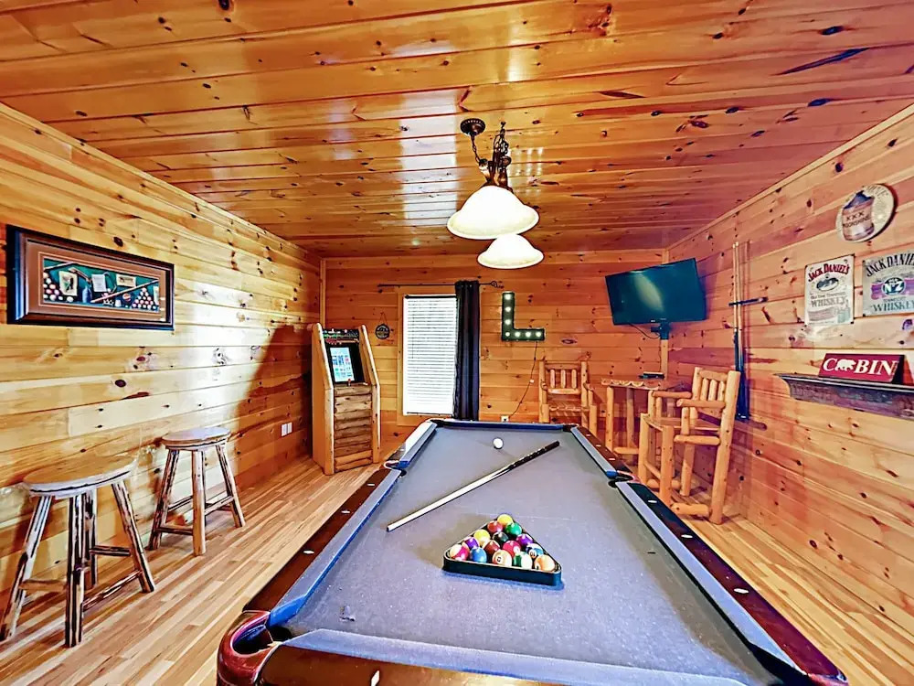 Upper Middle Creek Cabin Unit #28 3 Bedrooms 3 Bathrooms Cabin
