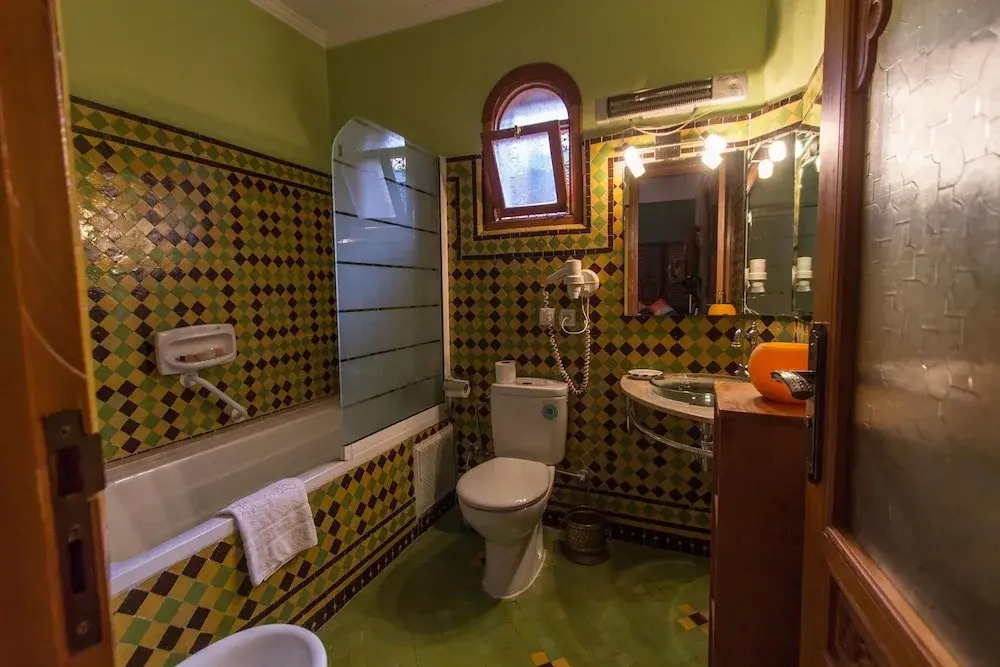 Zohra Room - Full Beed