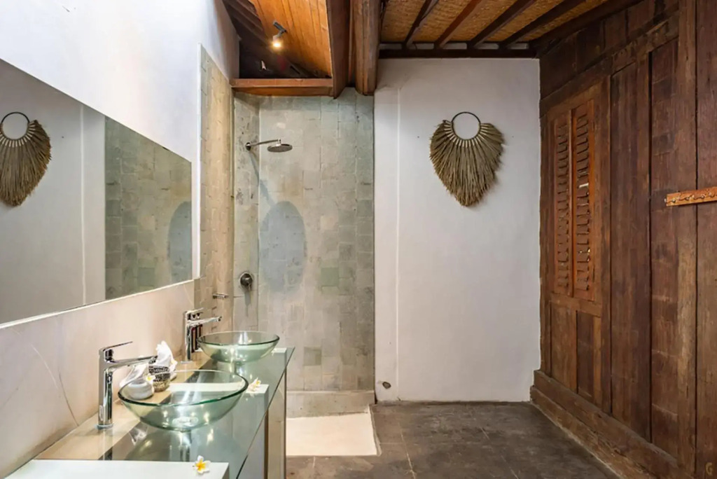 Villa Lina by BaliSuperHost