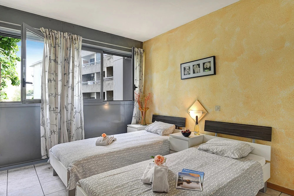 Chiasso Apartments