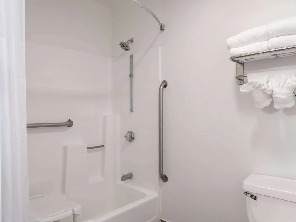 Ramada by Wyndham San Diego Poway Miramar