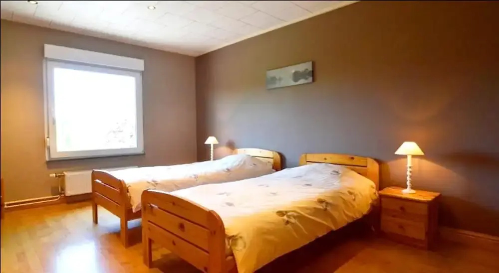 House With 5 Bedrooms in Bertogne, With Wonderful Lake View, Furnished Garden and Wifi