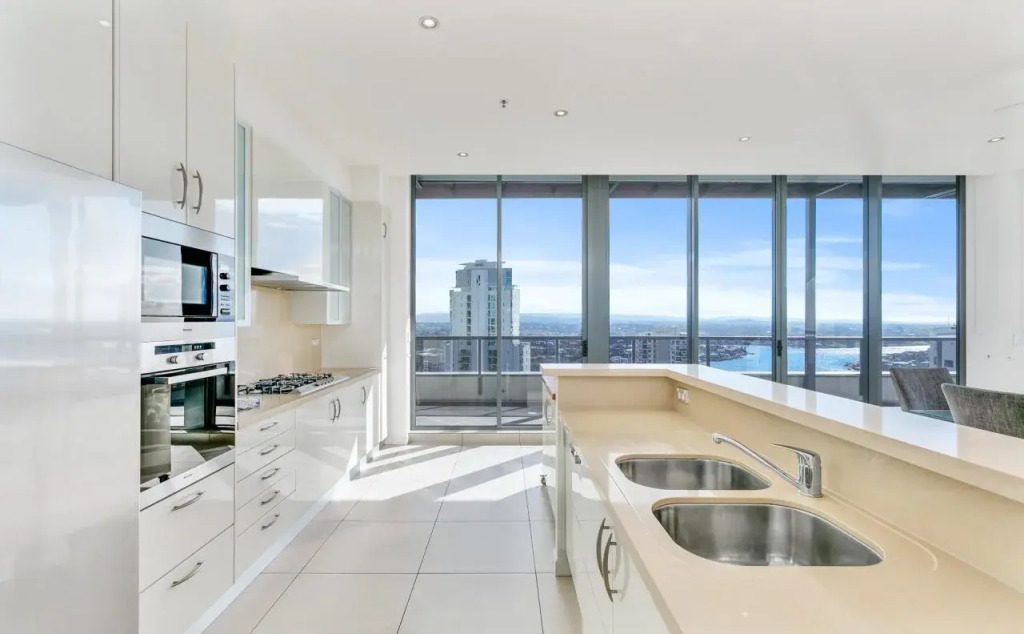 Solaire Apartments