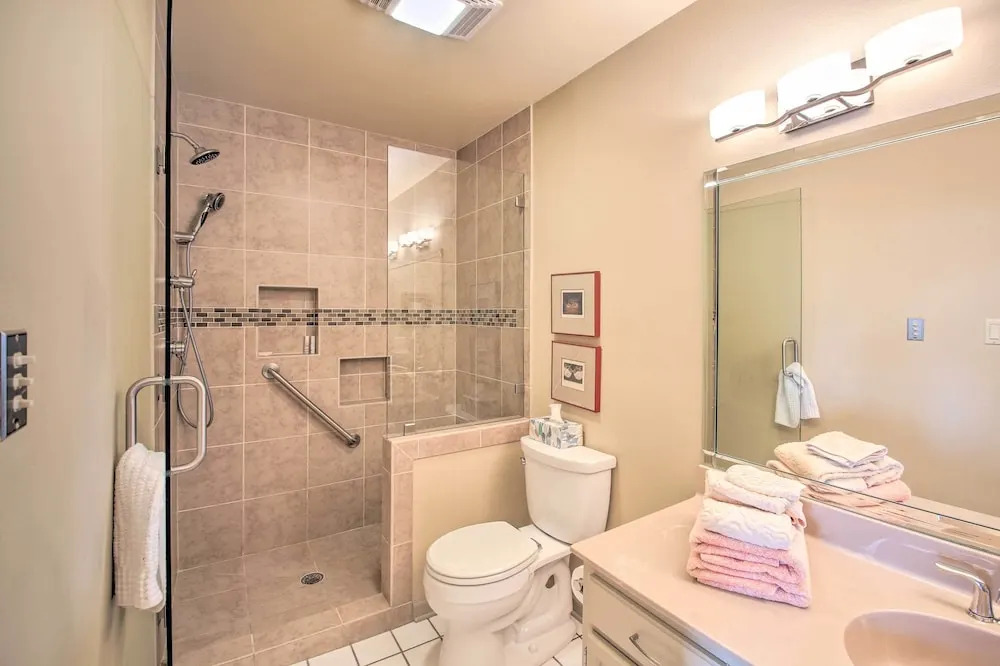 Fireplace, Pool Access: Waterfront Hot Springs Gem