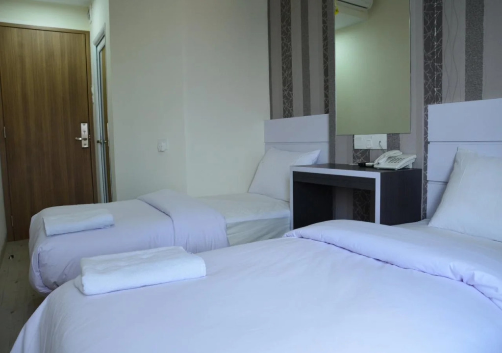 Redlink Hotel