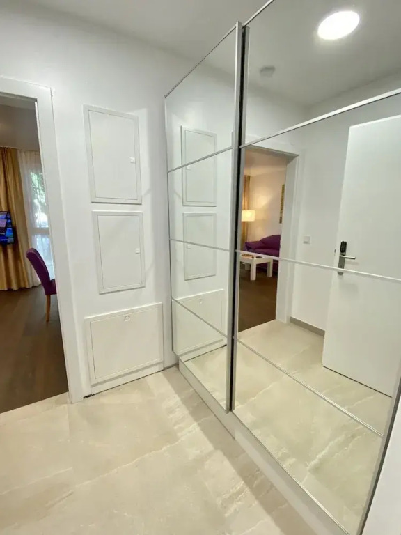 Vienna International Living